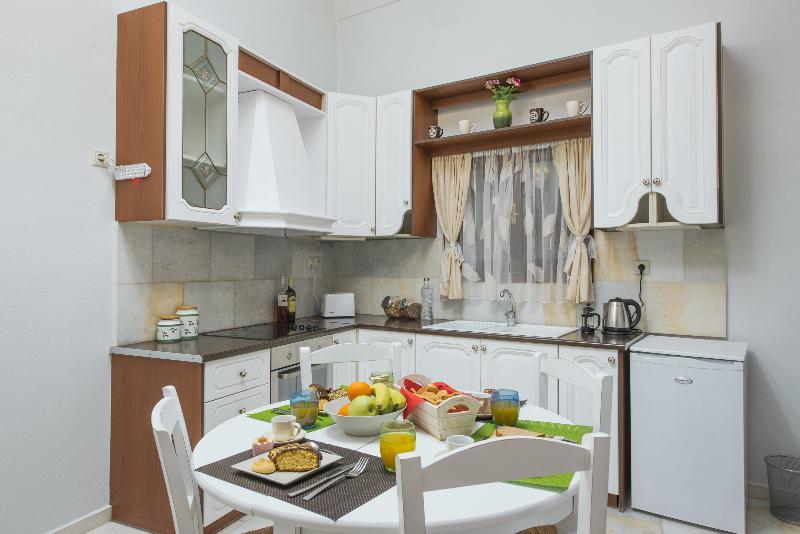 Engaraí Thymianos Apartments מראה חיצוני תמונה